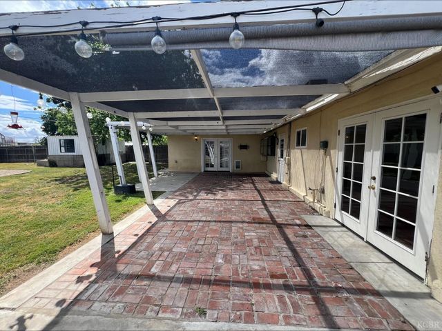 413 E Terrace Drive, Hanford, CA 93230