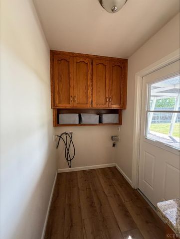 413 E Terrace Drive, Hanford, CA 93230