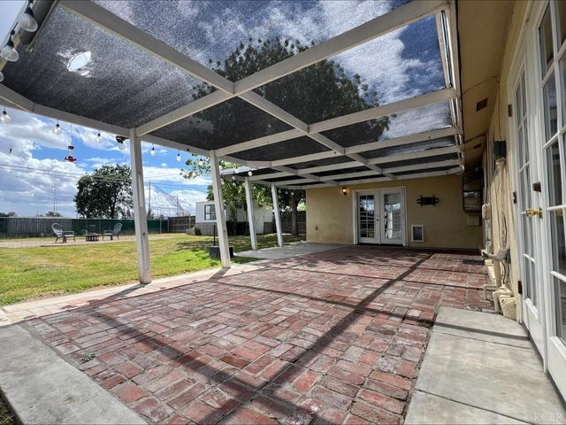 413 E Terrace Drive, Hanford, CA 93230