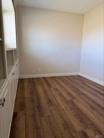 413 E Terrace Drive, Hanford, CA 93230