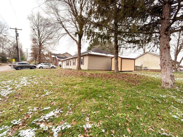 551 Old Peacock Road, Paris, KY 40361