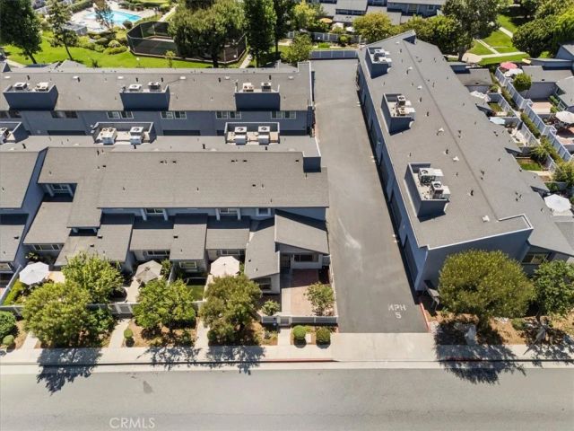 900 W Sierra Madre 44, Azusa, CA 91702