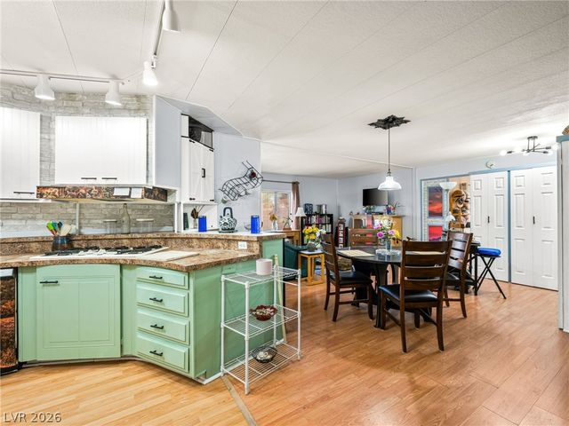 5329 Ocala Lane, Las Vegas, NV 89122