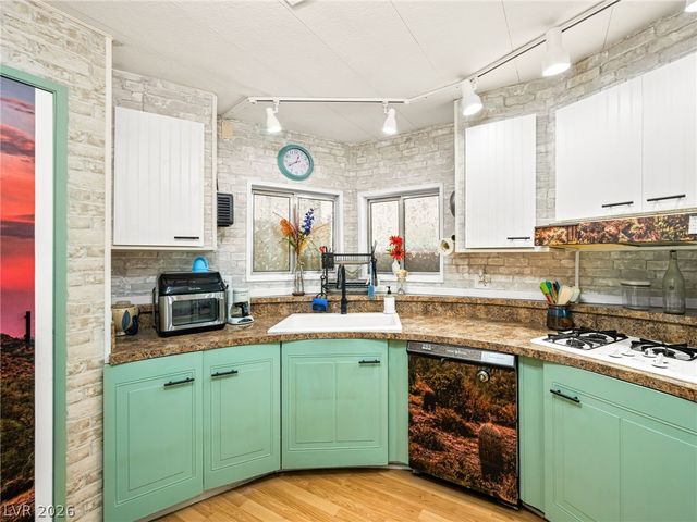 5329 Ocala Lane, Las Vegas, NV 89122