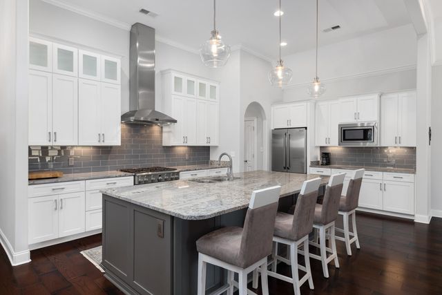 440 ST ANDREWS DR, Oakland, TN 38060