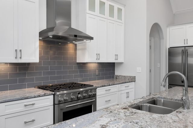 440 ST ANDREWS DR, Oakland, TN 38060