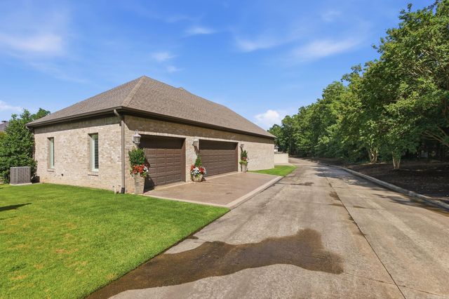 10 Hallen Court, Little Rock, AR 72223
