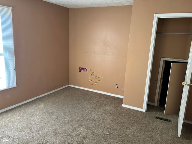 709 Broad Street, New Castle, IN 47362