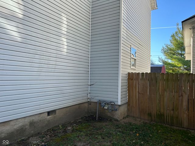 709 Broad Street, New Castle, IN 47362