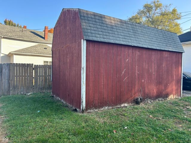 709 Broad Street, New Castle, IN 47362