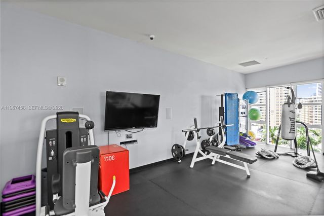 1850 S Ocean Dr 4109, Hallandale Beach, FL 33009