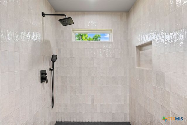 547 N Central Avenue, New Braunfels, TX 78130