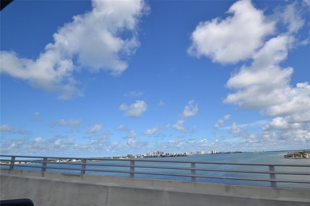 2944 W BAY DRIVE 105, Belleair Bluffs, FL 33770