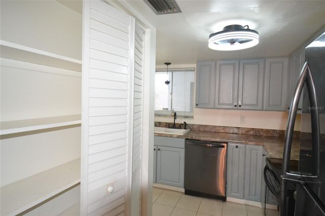 2944 W BAY DRIVE 105, Belleair Bluffs, FL 33770