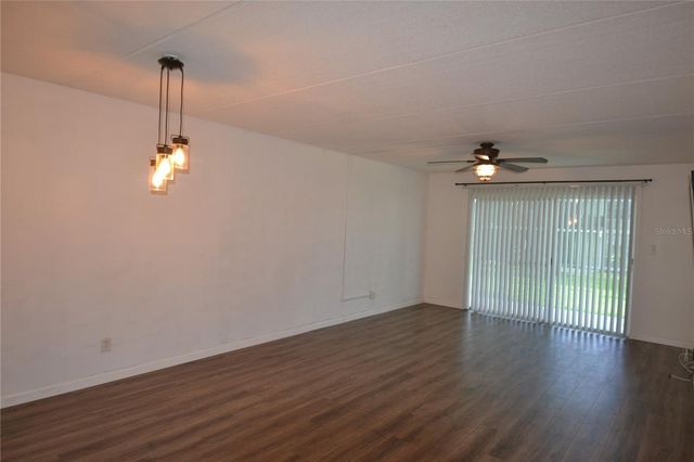 2944 W BAY DRIVE 105, Belleair Bluffs, FL 33770