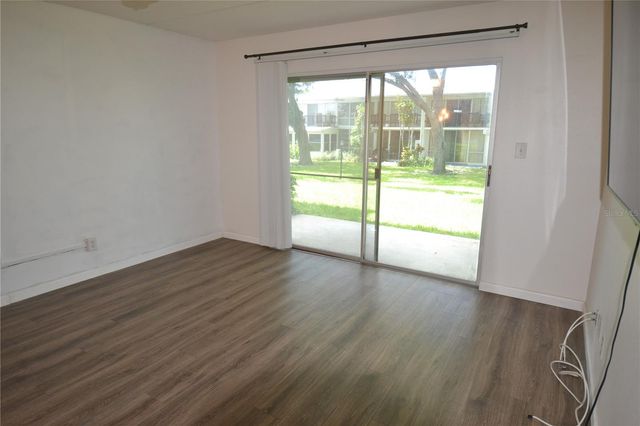 2944 W BAY DRIVE 105, Belleair Bluffs, FL 33770