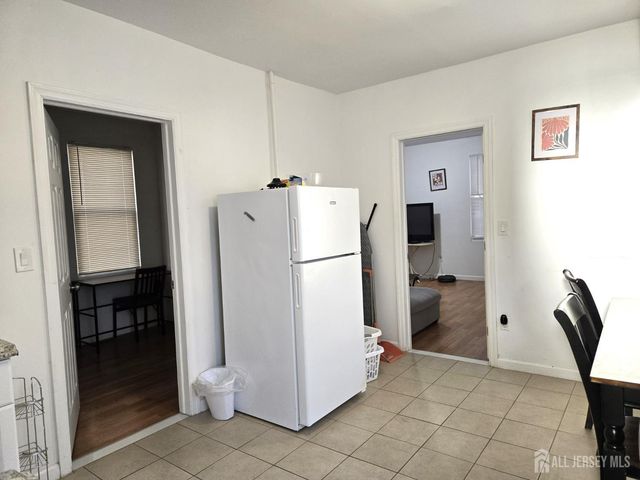 54 Harvey Street 1, New Brunswick, NJ 08901