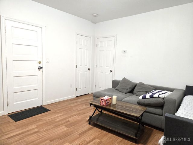 54 Harvey Street 1, New Brunswick, NJ 08901