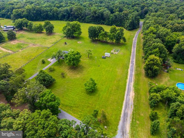 43581 LOST CORNER RD, Leesburg, VA 20176