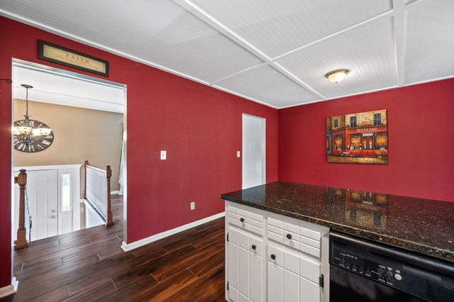 1419 N Winer Drive, Soddy Daisy, TN 37379
