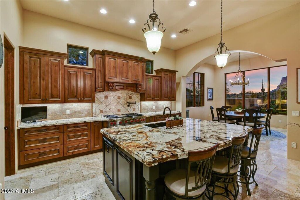 Image 16 of property listing at 8296 E SUNSET VIEW Drive, Gold Canyon, AZ 85118