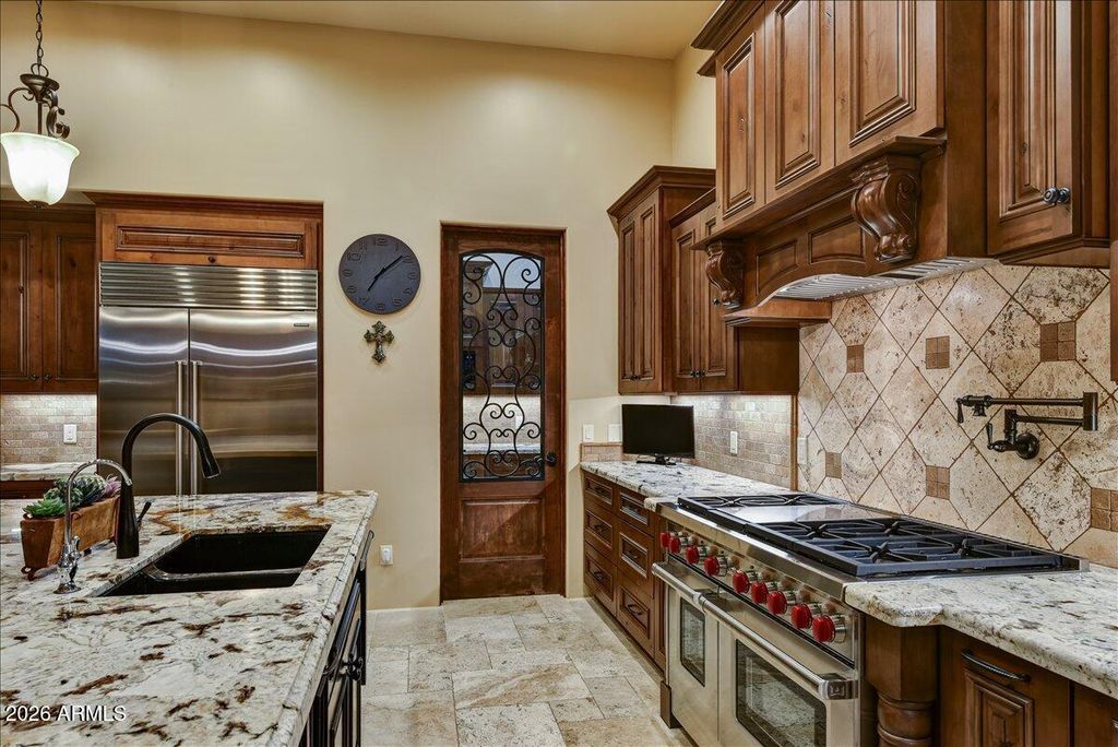 Image 18 of property listing at 8296 E SUNSET VIEW Drive, Gold Canyon, AZ 85118