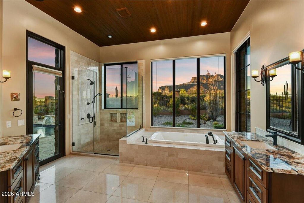 Image 21 of property listing at 8296 E SUNSET VIEW Drive, Gold Canyon, AZ 85118