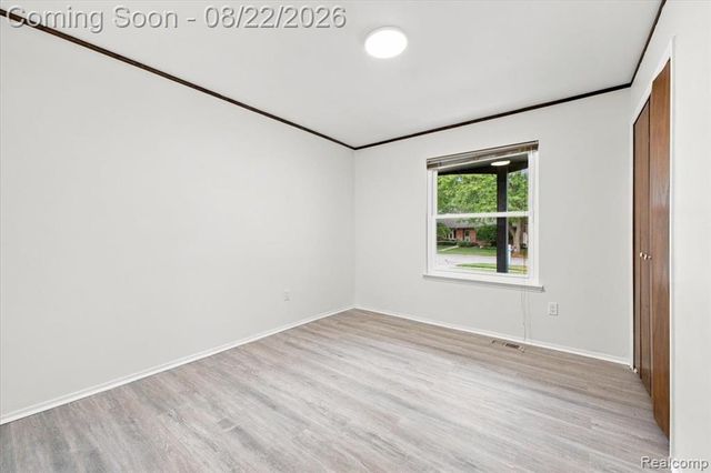 6874 Little Creek Drive, Troy, MI 48085