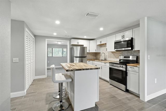 8035 GULF WAY, Hudson, FL 34667