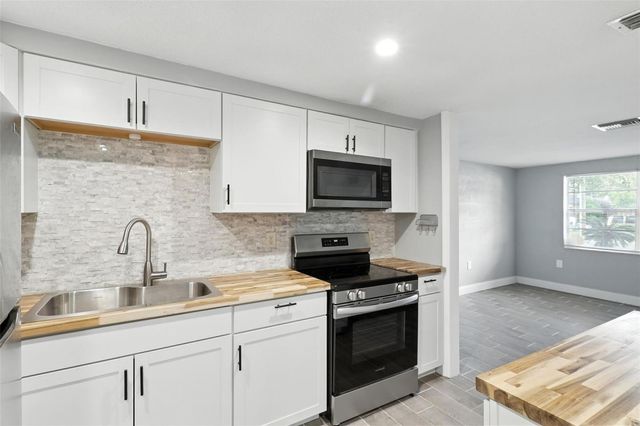 8035 GULF WAY, Hudson, FL 34667