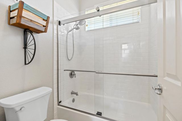 588 Bob Way, Ripon, CA 95366