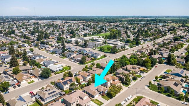 588 Bob Way, Ripon, CA 95366