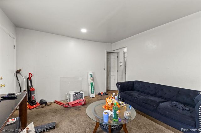 15364 Lawton Street, Detroit, MI 48238