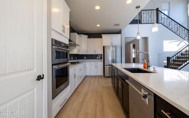 5846 S Clonmellon Avenue, Tucson, AZ 85747