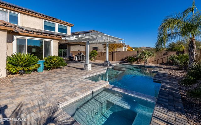 5846 S Clonmellon Avenue, Tucson, AZ 85747