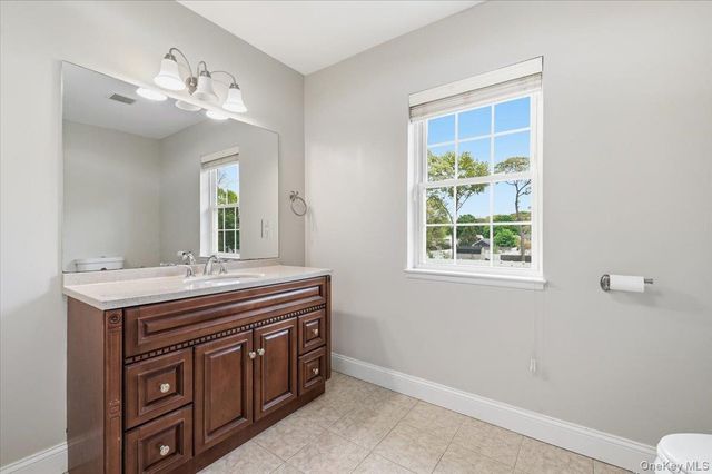 8 Manhattan Avenue, Centereach, NY 11720
