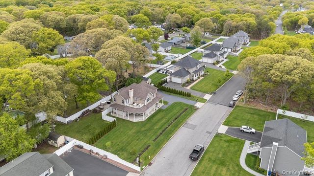 8 Manhattan Avenue, Centereach, NY 11720