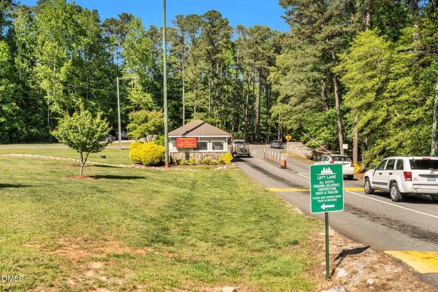 106 Blackfoot Drive, Louisburg, NC 27549