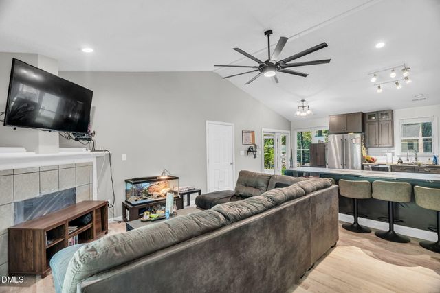 106 Blackfoot Drive, Louisburg, NC 27549