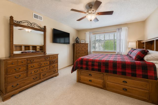 179 Stallion Lane, Lino Lakes, MN 55014