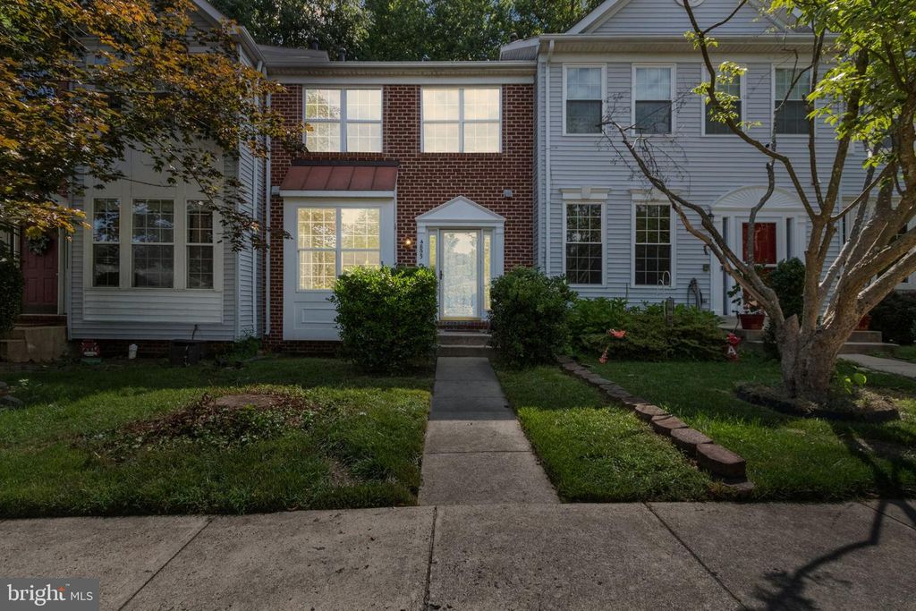 4893 BENECIA LN, Dumfries, VA 22025