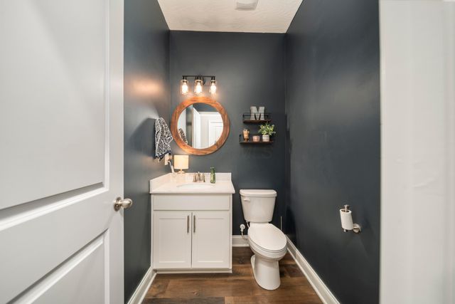 288 Mahogany Lane, Commercial Point, OH 43116