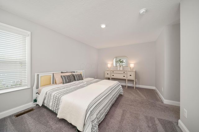 288 Mahogany Lane, Commercial Point, OH 43116
