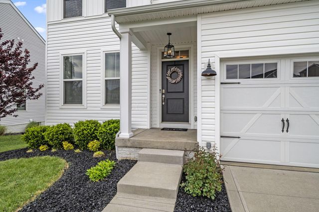 288 Mahogany Lane, Commercial Point, OH 43116