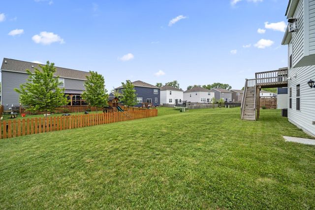 288 Mahogany Lane, Commercial Point, OH 43116