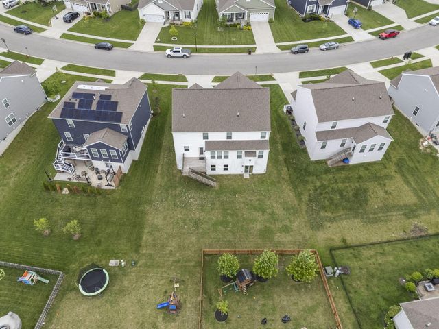 288 Mahogany Lane, Commercial Point, OH 43116