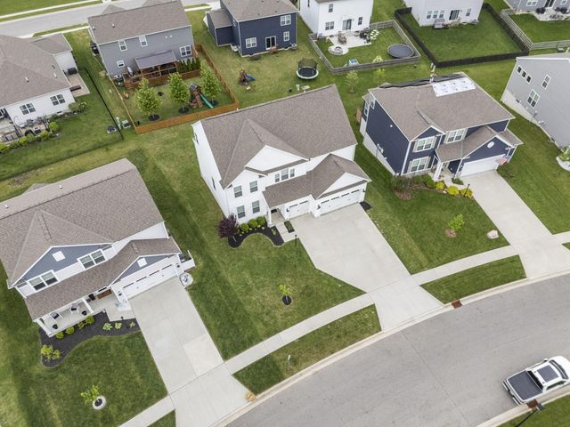 288 Mahogany Lane, Commercial Point, OH 43116
