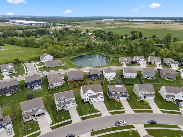288 Mahogany Lane, Commercial Point, OH 43116