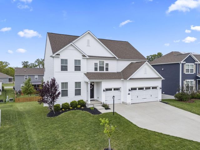 288 Mahogany Lane, Commercial Point, OH 43116