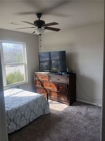 3325 Barnevelder Cove, Springdale, AR 72764